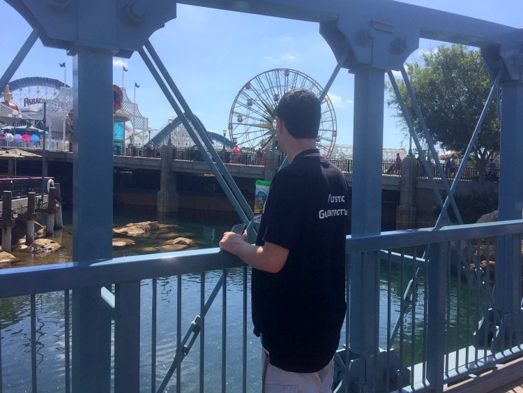 Disneyland's Top Indoor Autism Friendly Rides and Attractions california adventure lake