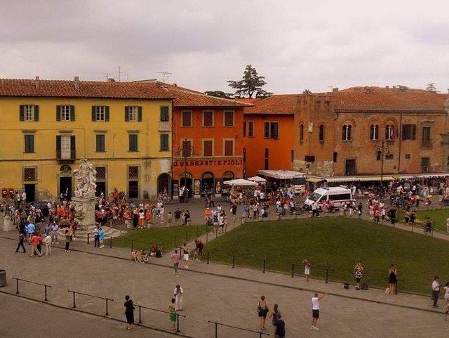 Top Seven Attractions for Families in Pisa Italy red