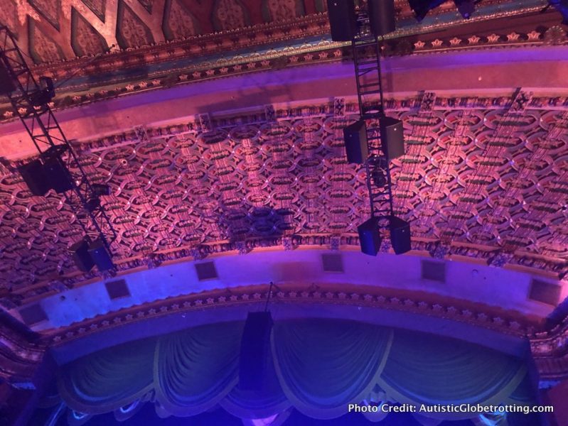 Visiting Hollywood's iconic El Capitan Theatre with Kids balcony