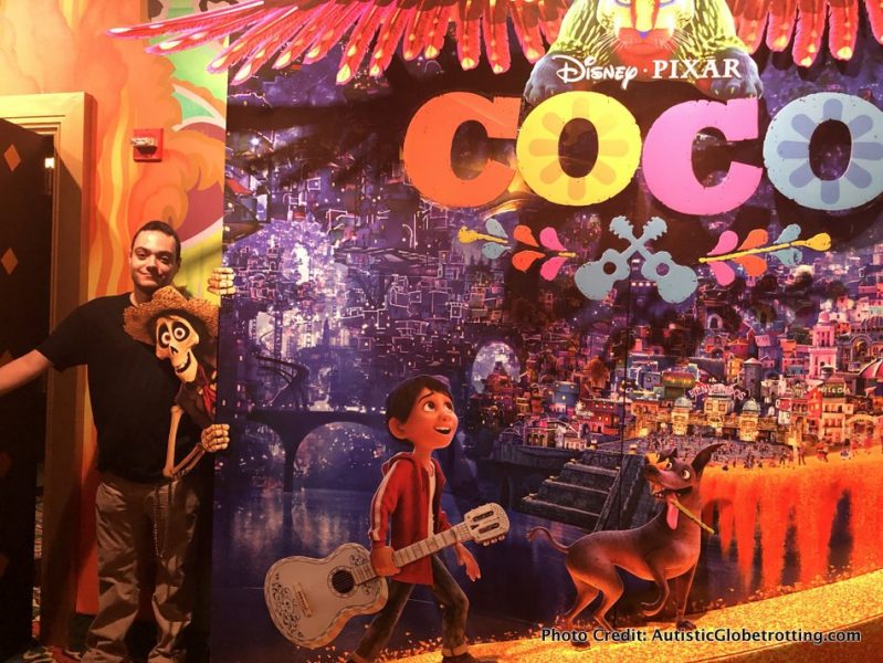 el capitan facade selfie