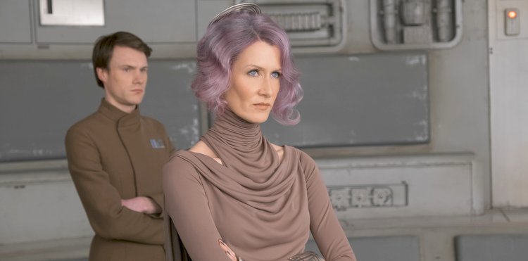 Amilyn Holdo in the last jedi is a badass commander with strong morals